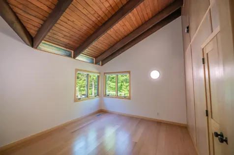 1375 Sheldon Hill Road Wardsboro VT 05355