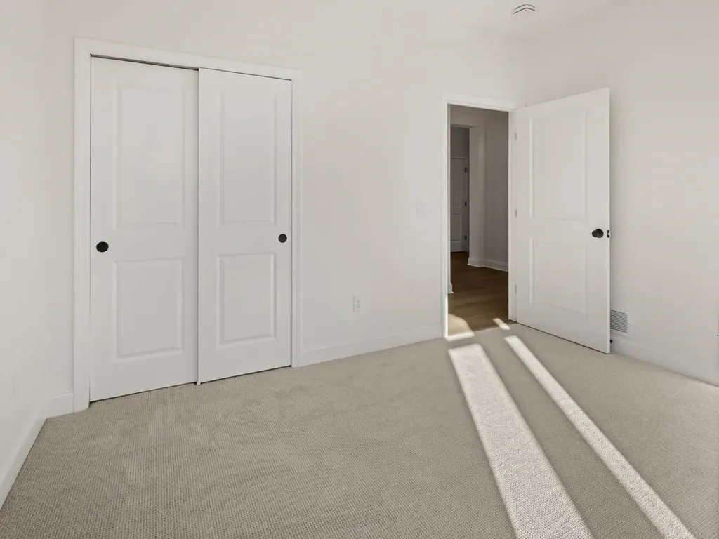 77 Daniel Drive South Burlington VT 05403