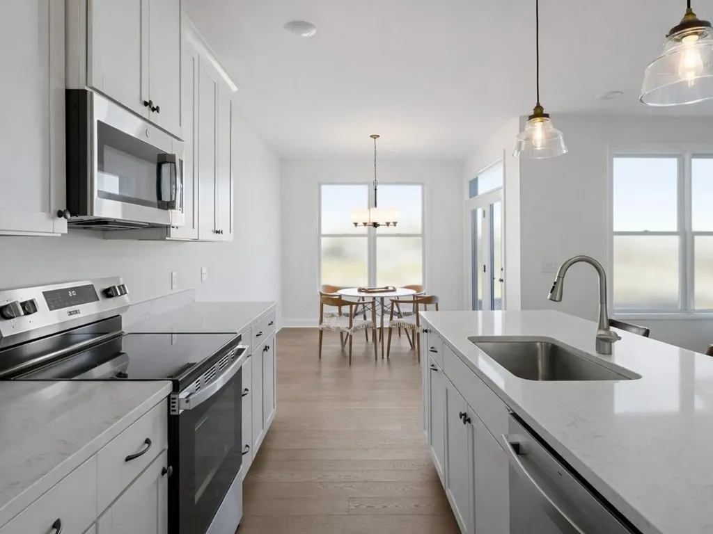 77 Daniel Drive South Burlington VT 05403