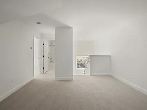 77 Daniel Drive South Burlington VT 05403