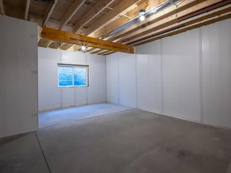 77 Daniel Drive South Burlington VT 05403