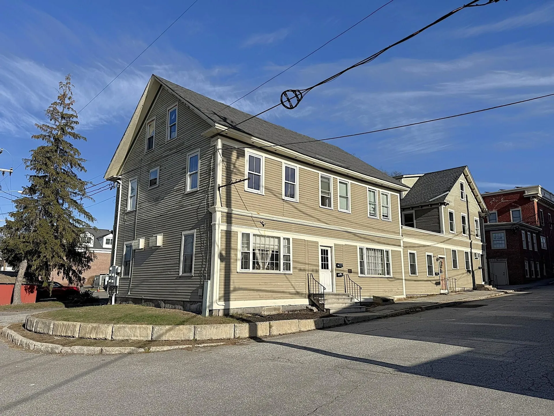 9 Depot Street Newport NH 03773-1570