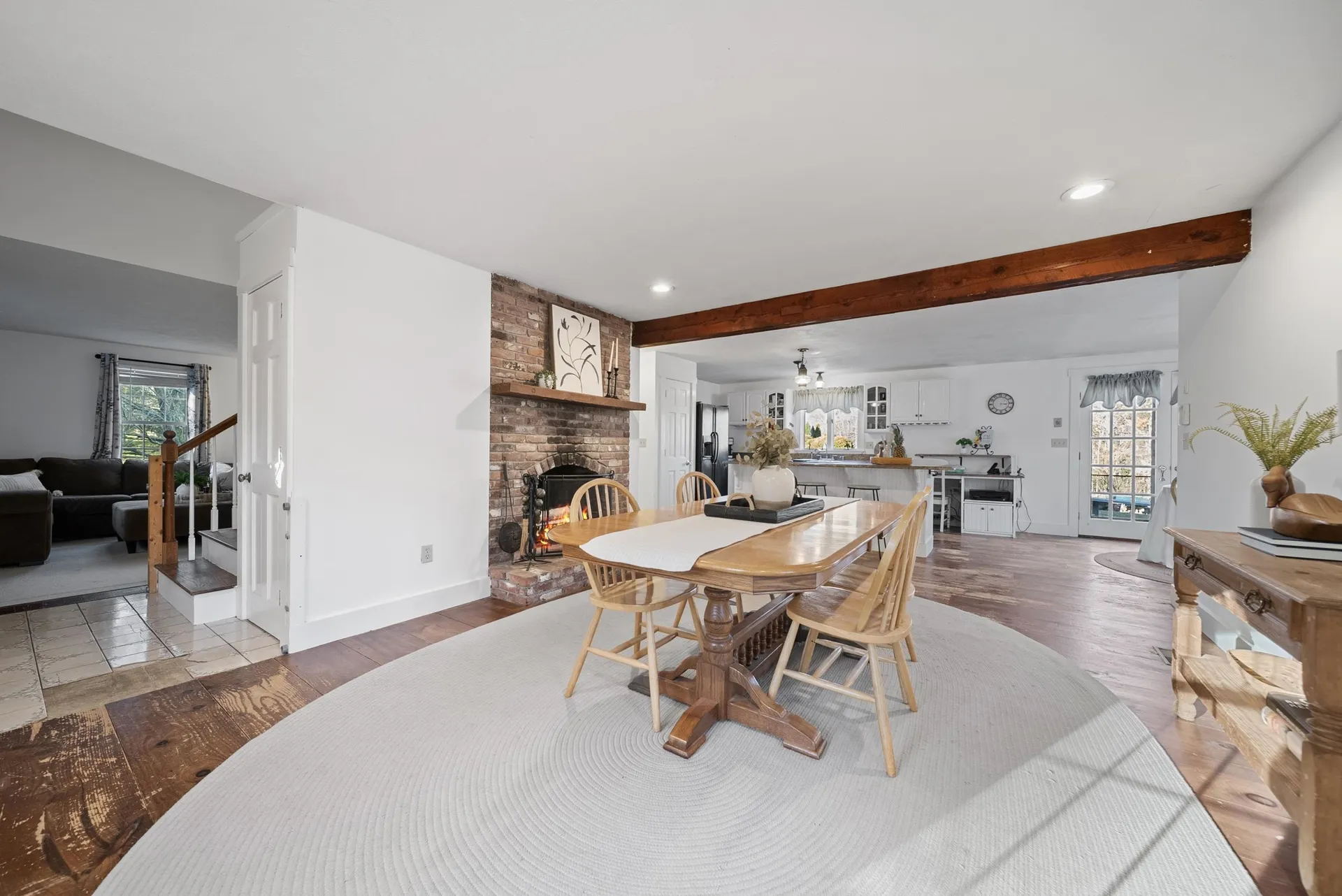 73 Pine Street Danville NH 03819