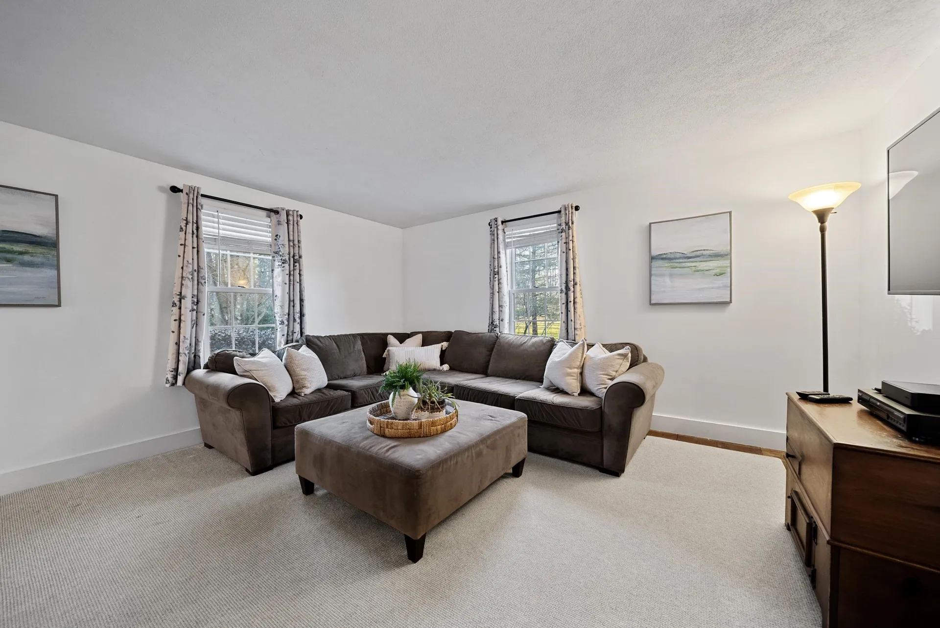 73 Pine Street Danville NH 03819