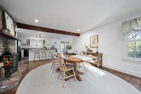 73 Pine Street Danville NH 03819