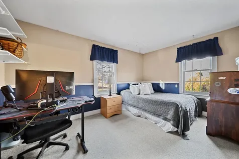 73 Pine Street Danville NH 03819