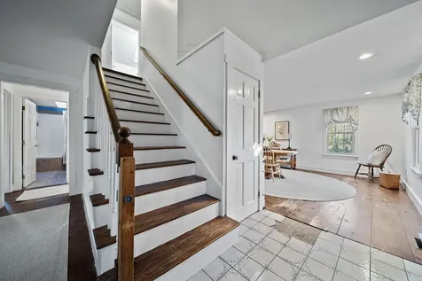 73 Pine Street Danville NH 03819