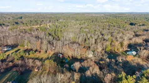 73 Pine Street Danville NH 03819