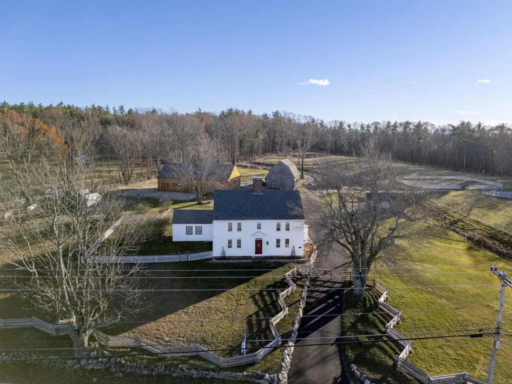 392 High Street Candia NH 03034