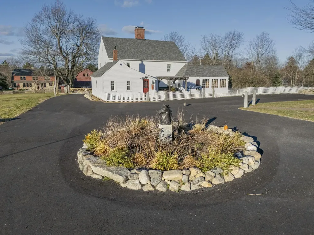 392 High Street Candia NH 03034