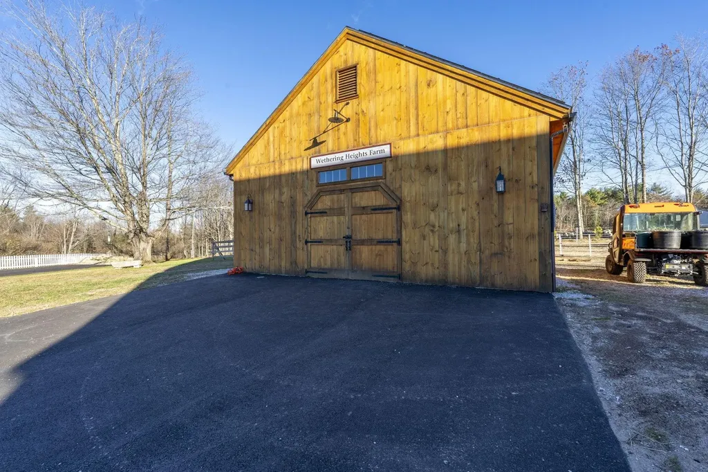 392 High Street Candia NH 03034