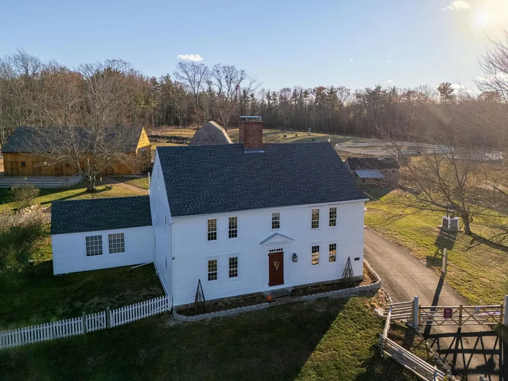 392 High Street Candia NH 03034