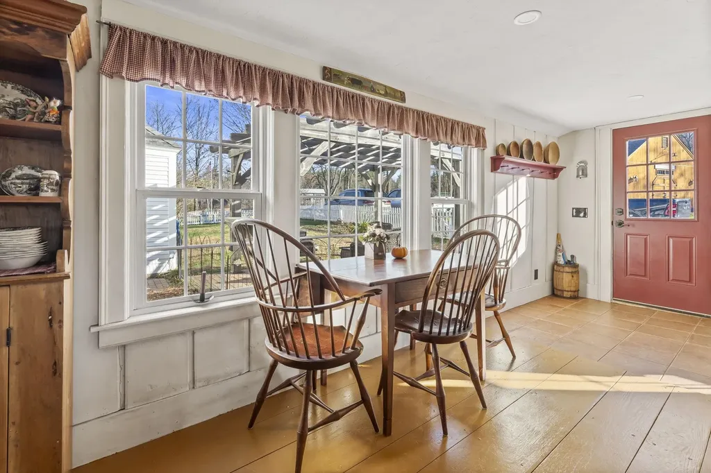 392 High Street Candia NH 03034