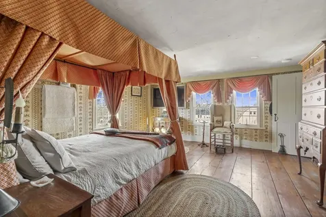 392 High Street Candia NH 03034