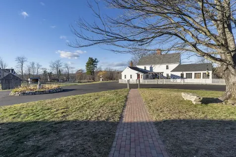 392 High Street Candia NH 03034