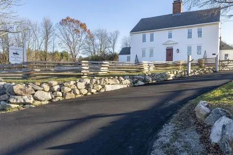 392 High Street Candia NH 03034