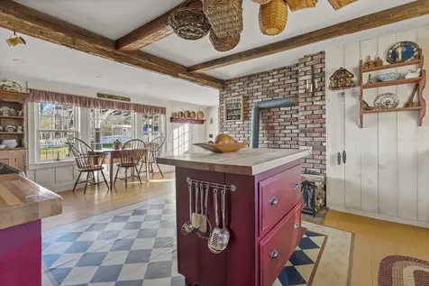 392 High Street Candia NH 03034