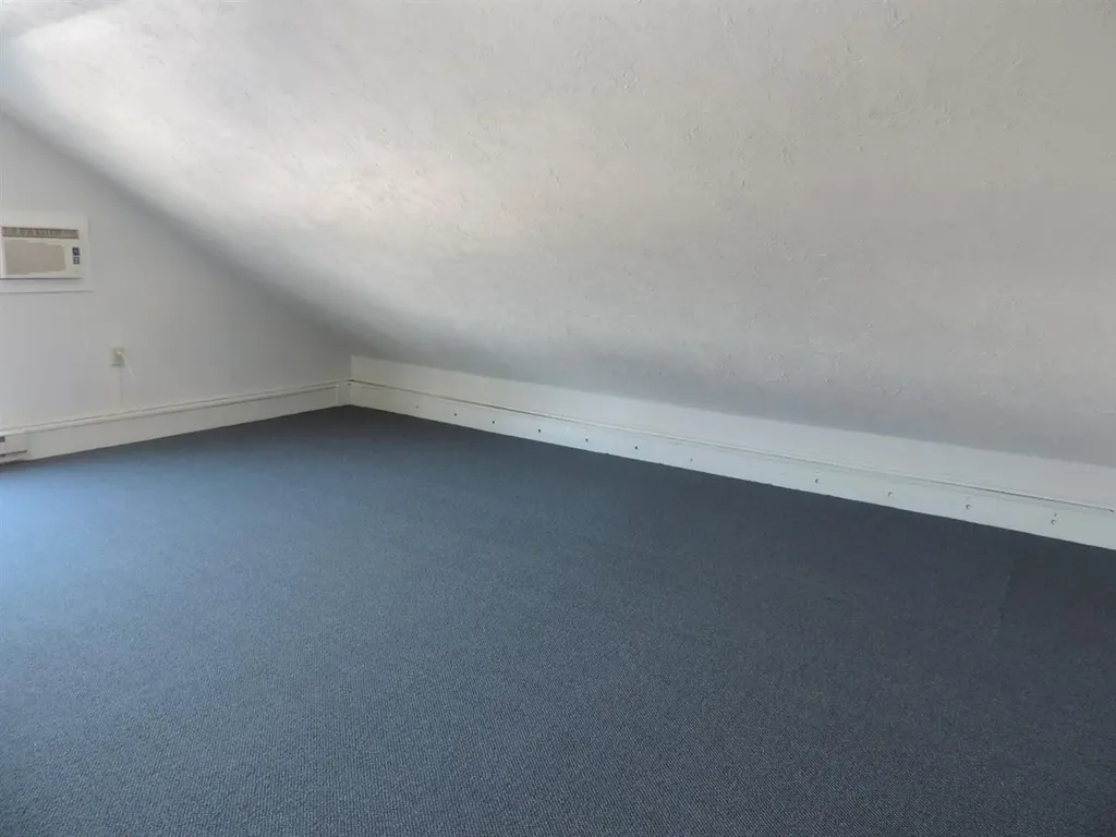 4 High Street Hampton NH 03842