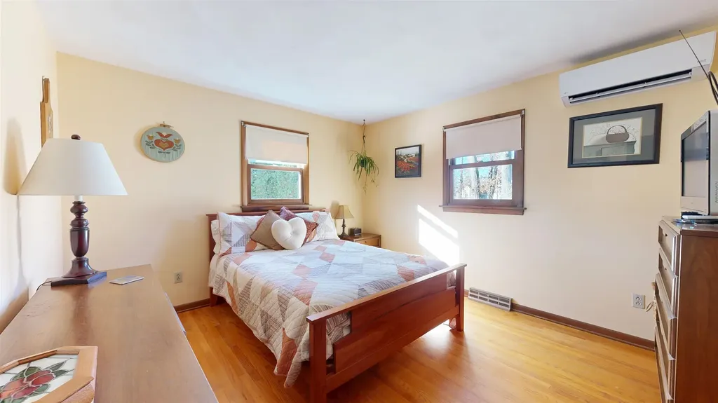 21 Briar Lane Essex VT 05452