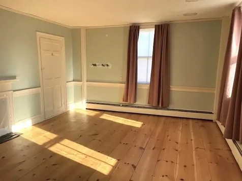 26 Western Avenue Henniker NH 03242