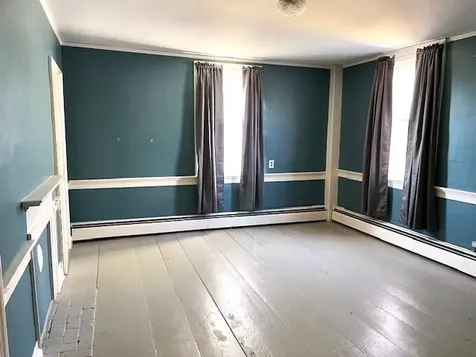 26 Western Avenue Henniker NH 03242