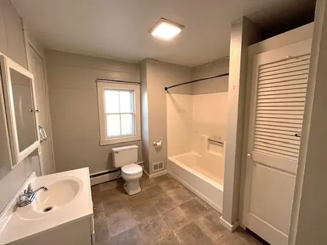 26 Western Avenue Henniker NH 03242