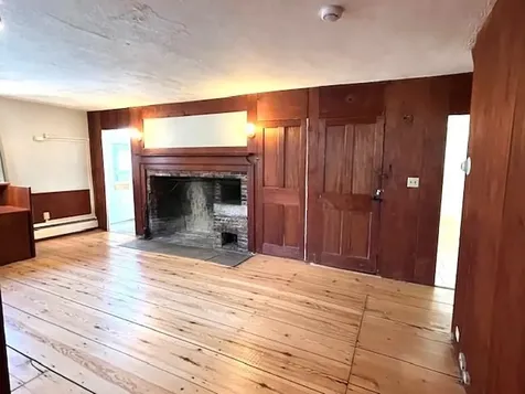 26 Western Avenue Henniker NH 03242