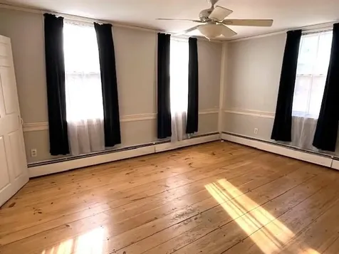 26 Western Avenue Henniker NH 03242