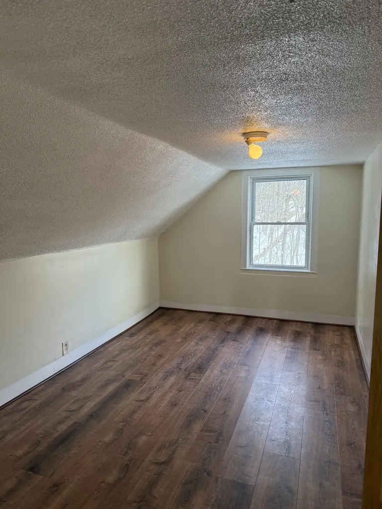 38 Washington Street Claremont NH 03743-5550