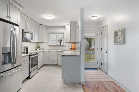 224 Locust Hill Shelburne VT 05482