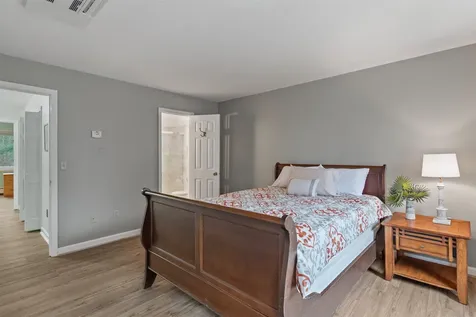 224 Locust Hill Shelburne VT 05482