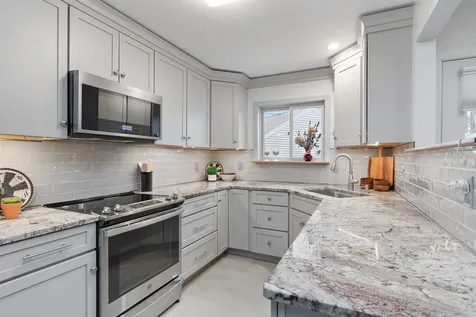 224 Locust Hill Shelburne VT 05482