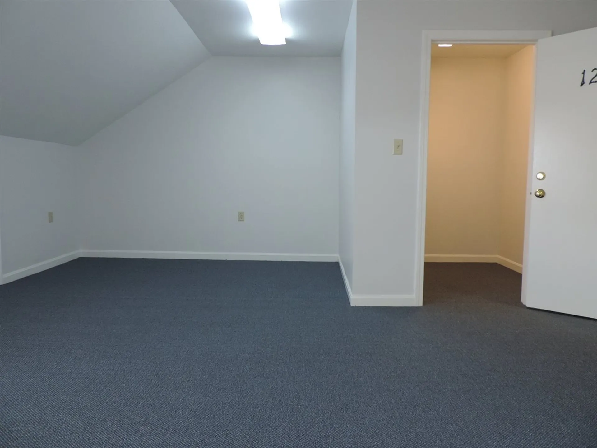 4 High Street Hampton NH 03842