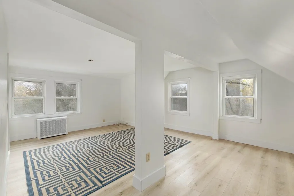 220 Pelham Street Methuen MA 01844