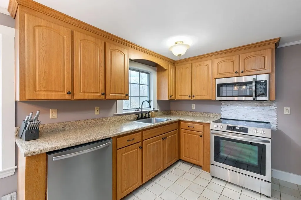 220 Pelham Street Methuen MA 01844