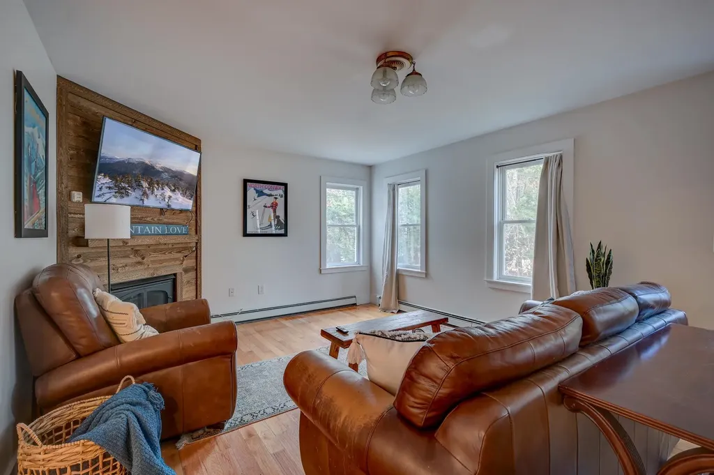 2280 West Side Road Conway NH 03860