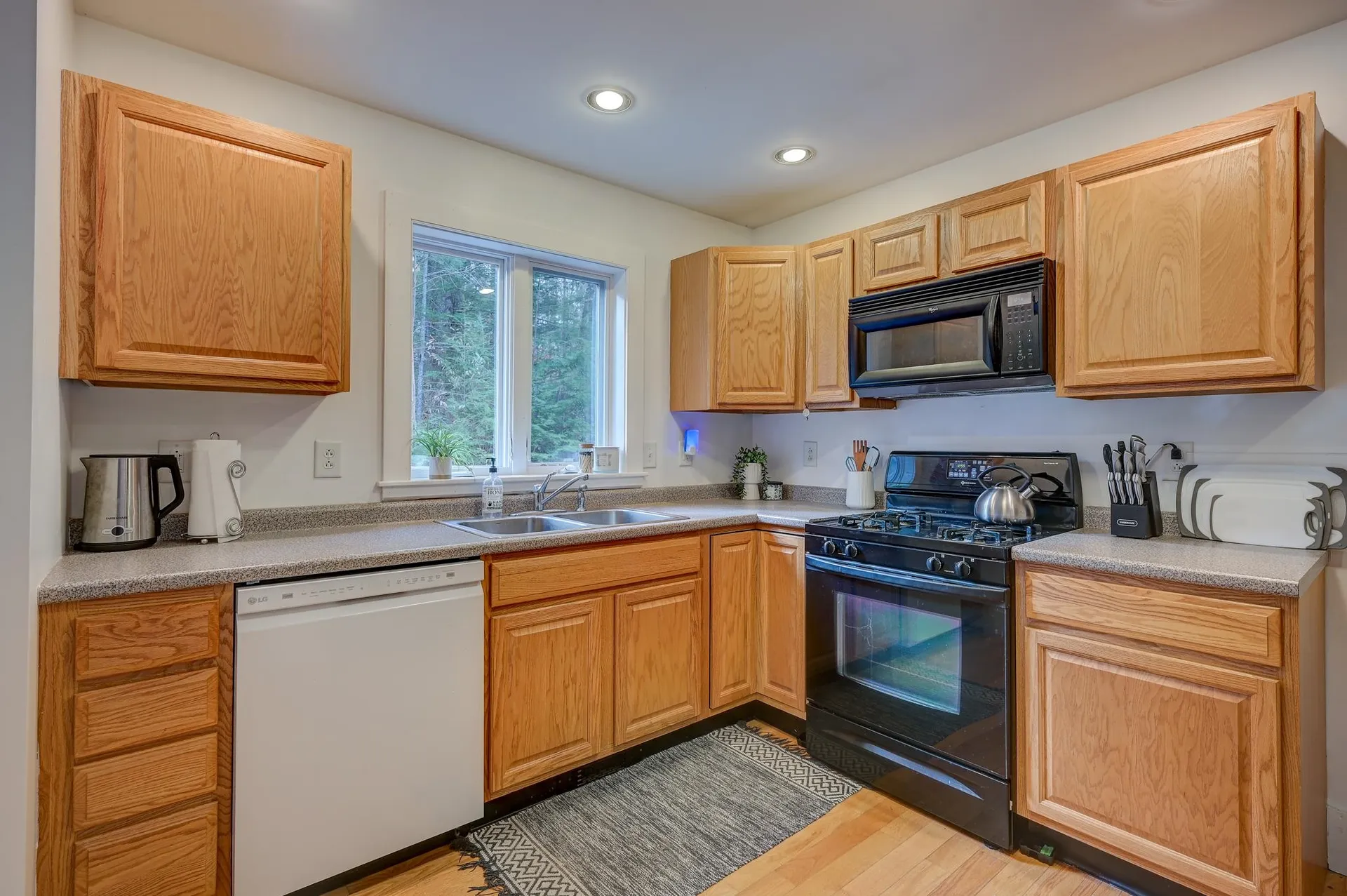 2280 West Side Road Conway NH 03860