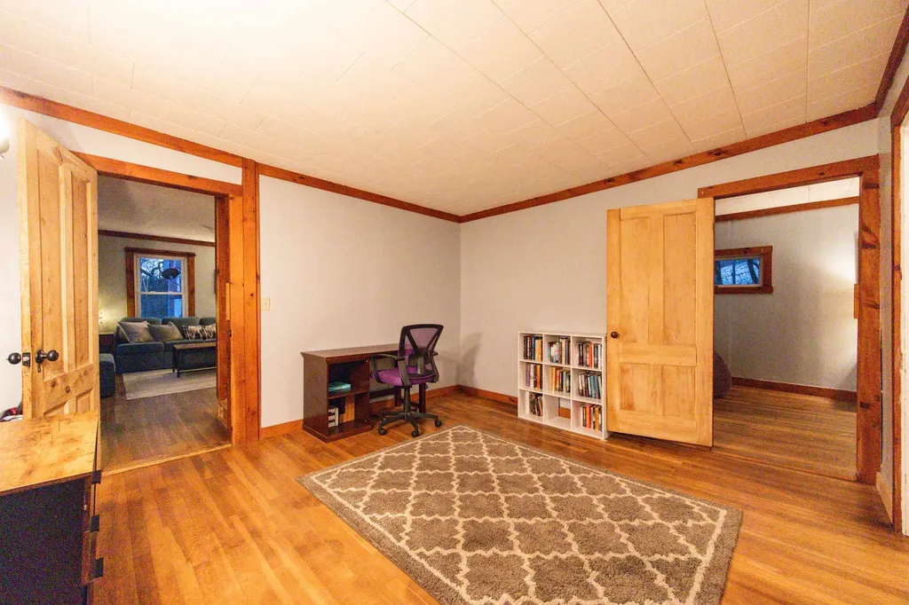 529 New Hampshire Route 25 Warren NH 03279