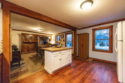 529 New Hampshire Route 25 Warren NH 03279