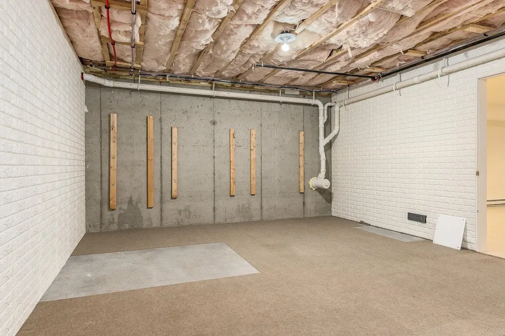 677 Dennett Street Portsmouth NH 03801