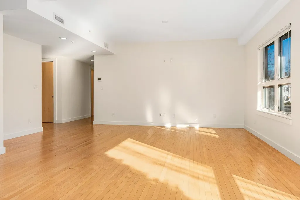 677 Dennett Street Portsmouth NH 03801