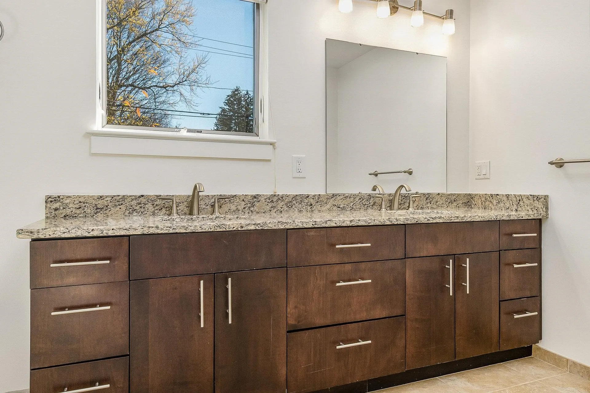 677 Dennett Street Portsmouth NH 03801