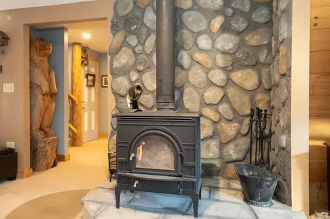 4880 Pikes Falls Road Jamaica VT 05343-9811