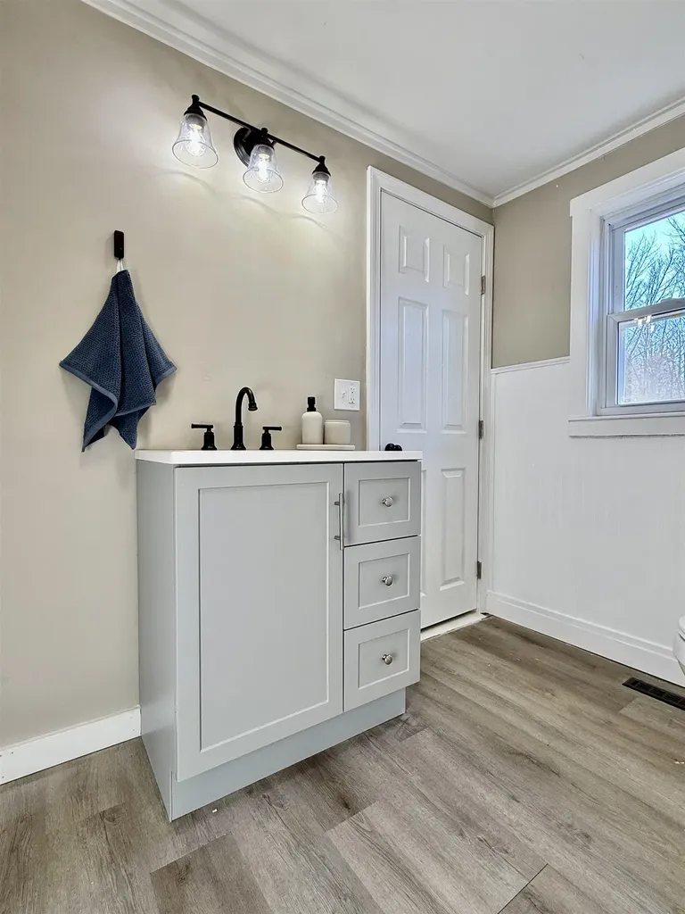 82 Edgerly School Road Meredith NH 03253