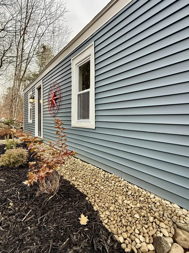 82 Edgerly School Road Meredith NH 03253