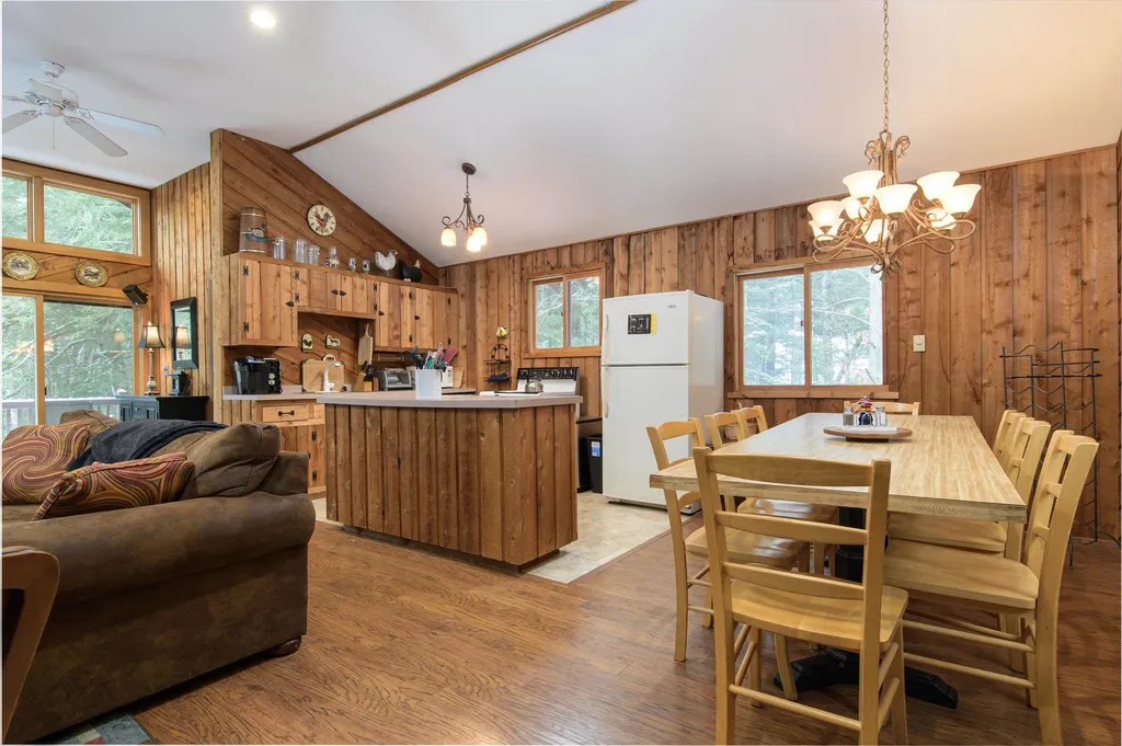 2 Lower Stratton Valley Road Winhall VT 05340