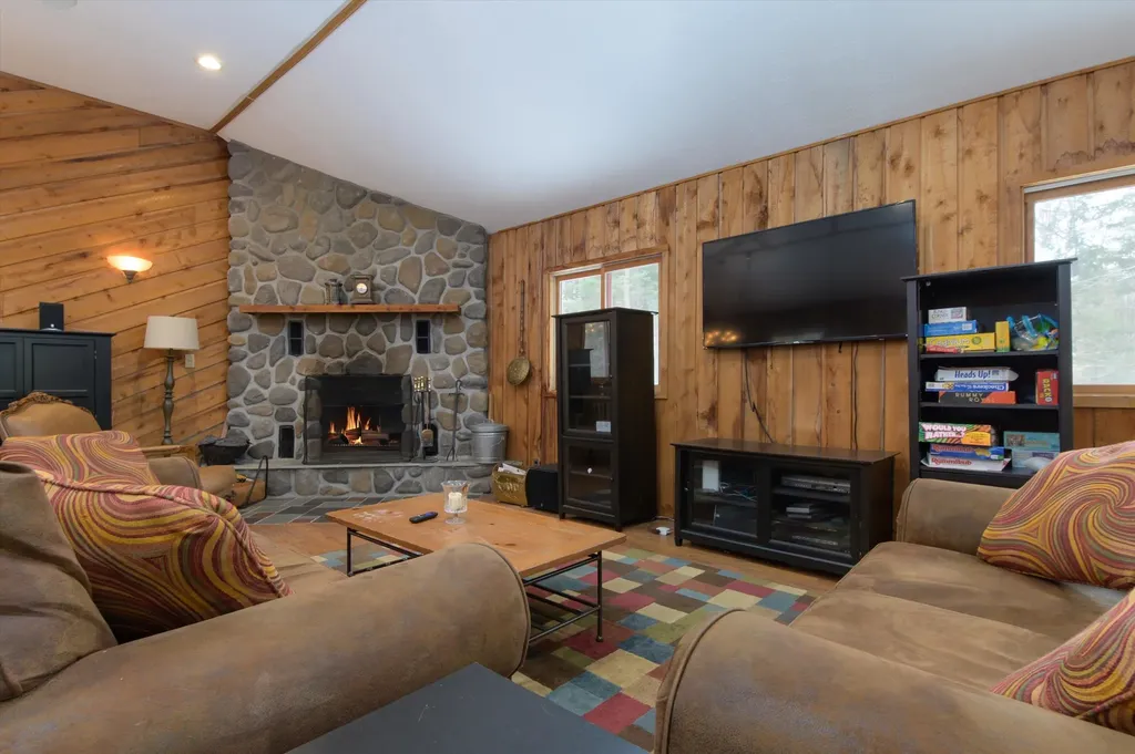 2 Lower Stratton Valley Road Winhall VT 05340