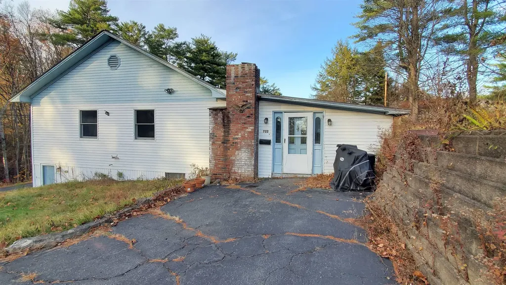 722 Fairview Terrace Hartford VT 05001