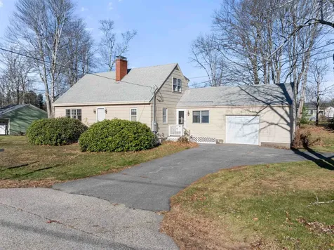 19 Vernon Avenue Rochester NH 03867