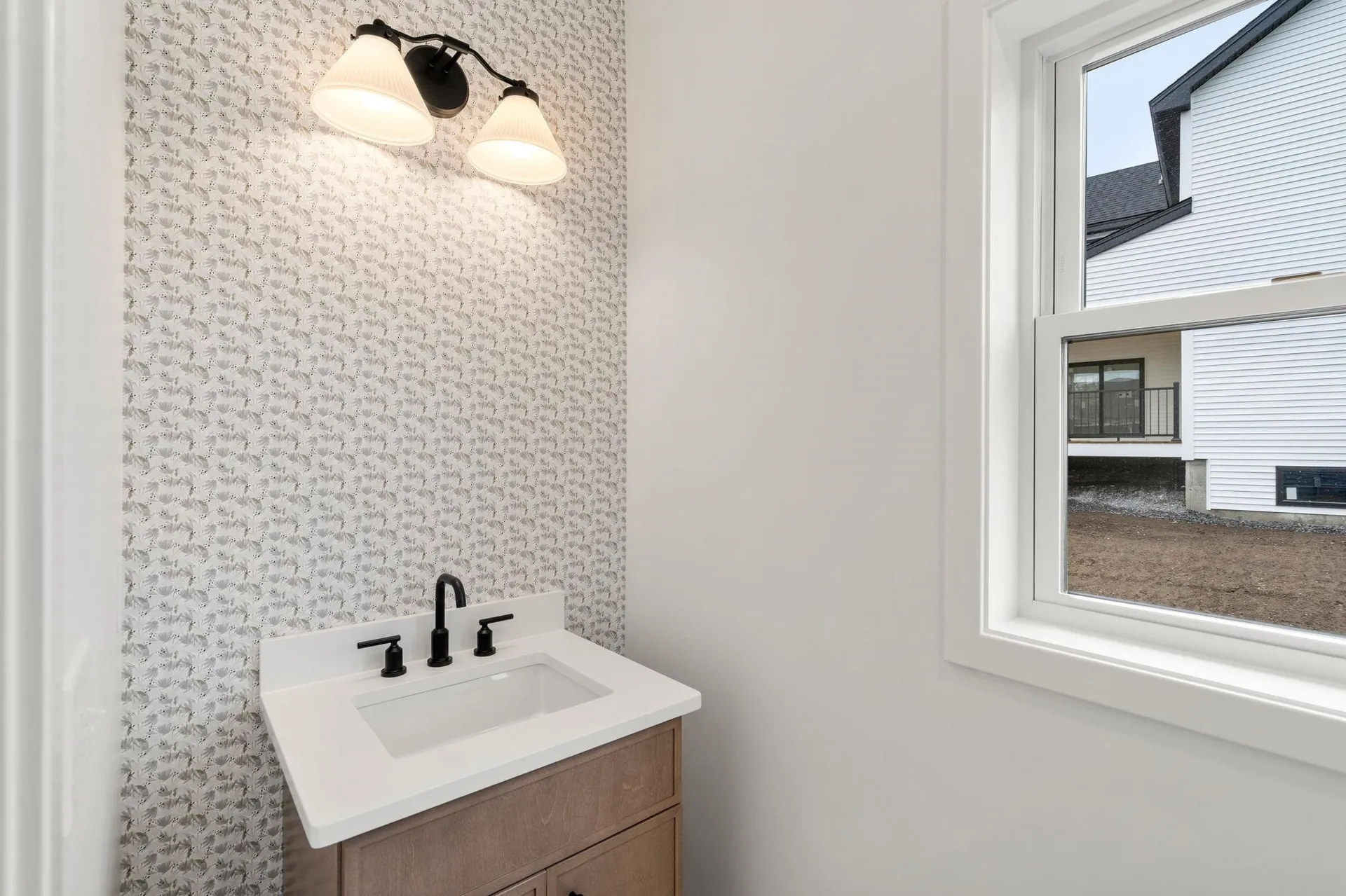 19 Lily Lane Londonderry NH 03053